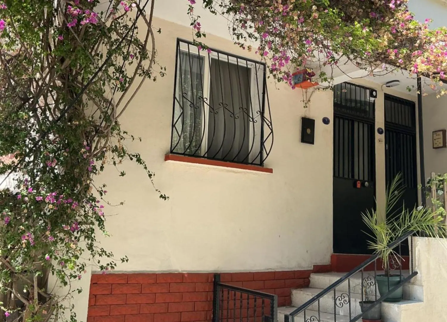Small House إزمير